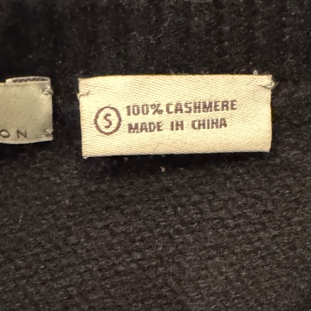 $500 Neiman Marcus 100% Cashmere Luxurious Open Front Shrug - Picture 9 of 9